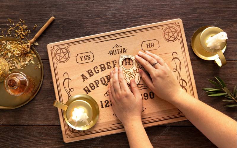 Giải thích khoa học về cầu cơ