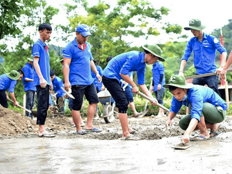 Tinh thần tuổi trẻ với màu xanh lam